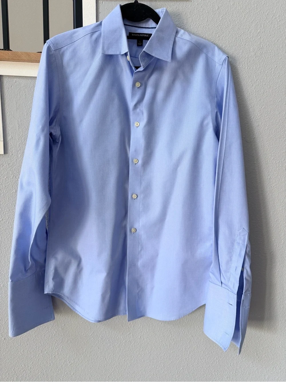 Banana Republic Men's Light Blue French Cuff Button-Up Dress Shirt Sz Small